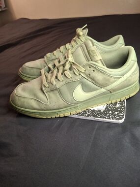 Nike Men's Olive Green Low-Top Sneakers